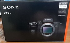 Nuova fotocamera Sony A7 III