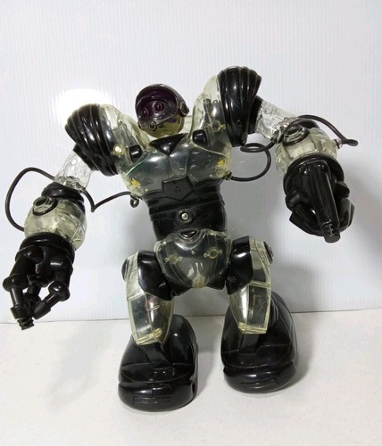 Wow wee robosapien - wee,