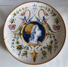 RARO PIATTO IN MAIOLICA
