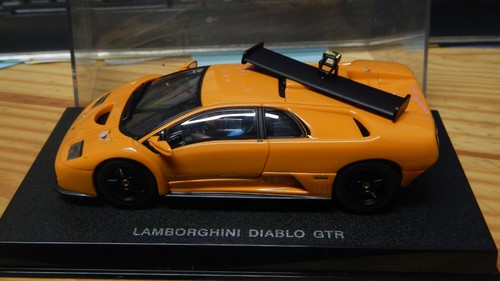 Slotcar autoart - 1:32,