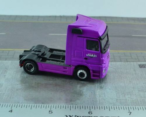 Herpa diecast mercedes actros - diecast,