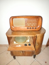 Mobile radio a valvola Magnadyne S88 con giradischi anni '50/'60