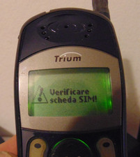 CELLULARE - MITSUBISHI TRIUM