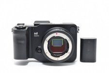 Sigma SD Quattro fotocamera digitale compatta mirrorless nera