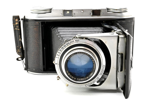 Quasi nuovo voigtlander - [quasi, nuovo]