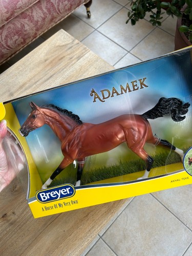 Breyer adamek - breyer,