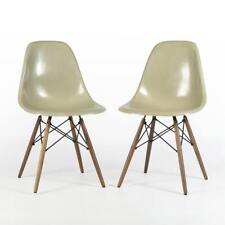 Sedie Vitra Eames DSW Grigio