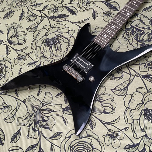 Black rich electric guitar - bc,