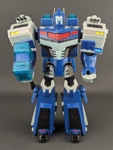 Transformers animated ultra - transformers,