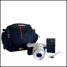 Nikon 1 J5 Mirrorless Camera