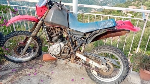 Suzuki 600 per ricambi - 600,