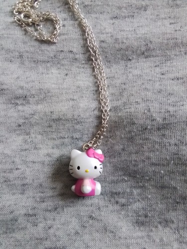 Collana con ciondolo - ,