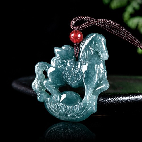 Collana con ciondolo