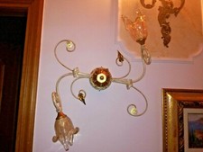 IMPONENTE APPLIQUE IN FERRO BATTUTO A DUE FONTI,SFERE E POMELLI IN VETRO MURANO 