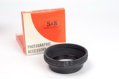Rubber lens hood 67mm - &, k