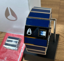 Orologio Nixon The Rotolog colore blu oggetto funzionante si accende con link e scatola raro