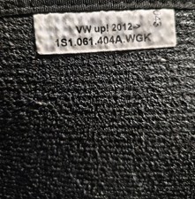 SERIE TAPPETINI MOQUETTE ORIGINALI VW UP NERI COME NUOVI