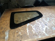  VETRO FISSO POSTERIORE Sinistro  FIAT QUBO/Citroen Nemo/Peugeot Beeper 