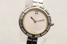 [Quasi come nuovo] Saint Laurent YSL Orologio da donna con bracciale quadrante bianco 23 mm 5920-H15432