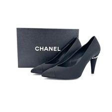 Scarpe decolte Chanel ad