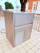 Macchina del ghiaccio