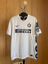 INTER MILAN 2010 2011 AWAY