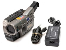 Videocamera Sony Handycam Vision CCD-TRV37 NTSC 8mm Video8 XR Hi8 Video Camera