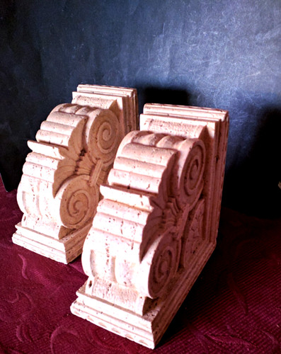 Antiche mensole applique
