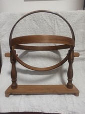 Antico telaio in legno con piede per ricamo diametro cm 30