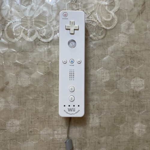 Nintendo wii remote - nintendo,