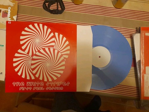 The white stripes first - /, peel
