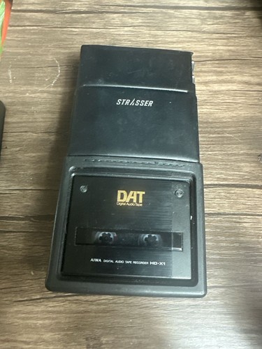 Aiwa strasser x1 - aiwa,