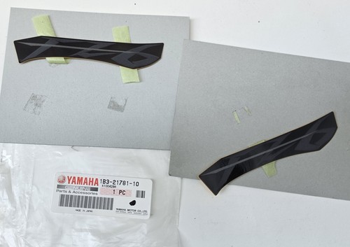 1b32178110 coppia adesivi - 1b32178110,