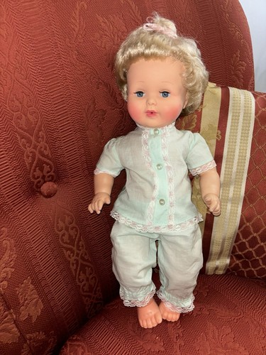 Rare vintage doll - rare,