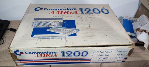 Box commodore amiga 1200 - commodore,
