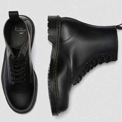 Martens leather boots - leather, boots!