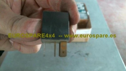 56006846 scatola relè