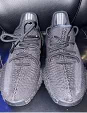 adidas Yeezy Boost 350 V2