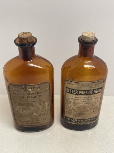 Antiche bottiglie farmacia