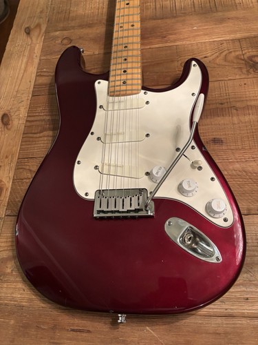 Fender strat plus midnight - plus,