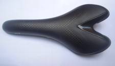 NOS fi'zi:k Pavè Saddle