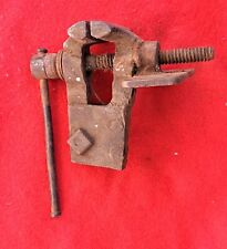 ANTICA PICCOLA MORSA FORGIATA ATTREZZO OFFICINA, ORAFO O FALEGNAME