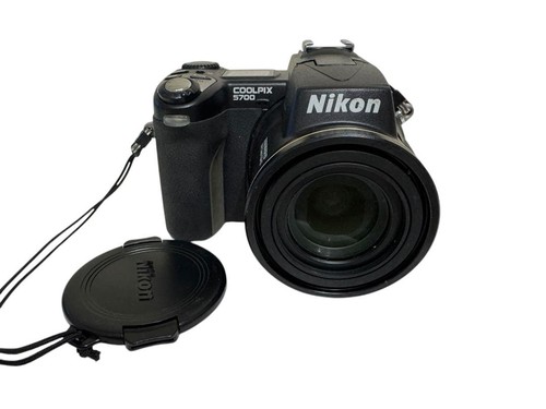 Fotocamera digitale compatta