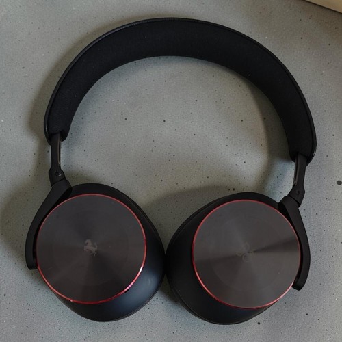 Bang olufsen beoplay h95 - &,