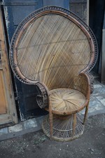 Poltrona in rattan pavone