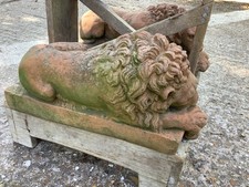 COPPIA LEONI RECLINATI IN TERRACOTTA STILE CANOVA