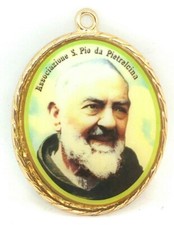 Targa Padre Pio dall'Italia