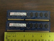 2 pezzi -- RAM desktop HYNIX 2GB 2Rx8 PC3-10600U