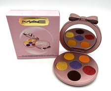 Nuovo! MAC Eye Love Surprises