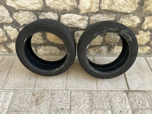 Coppia pneumatici - di,